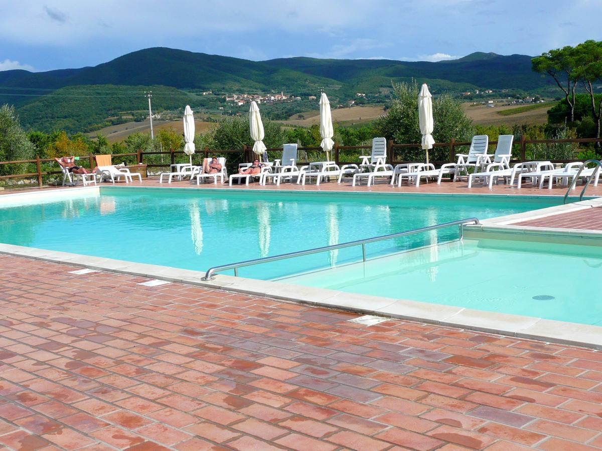 San Giorgio Country Residence Санта Луче Екстериор снимка
